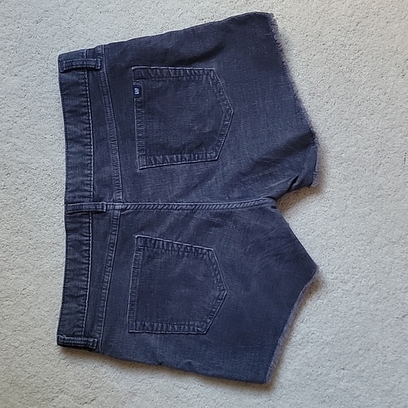 💗 GAP Corduroy Summer Shorts w Frayed Hem Gray 8 - Picture 5 of 6